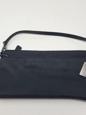 Coach Mercer Demi Baguette Convertible to Wristlet Black Nylon Leather G2J-7407